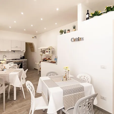 Alojamento de Acomodação e Pequeno-almoço Casa Di Anita Arnesano